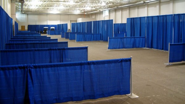 Convention booth draping pipe-n-drape